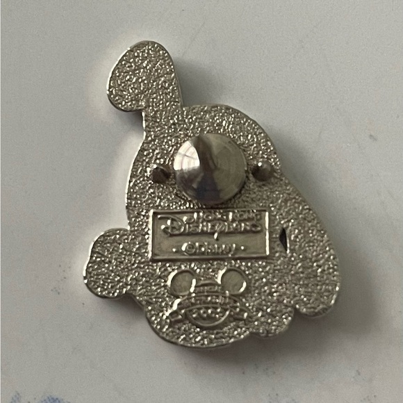 Disney Pluto Head - Vintage Hong Kong Disneyland 2005 - Picture 2 of 3